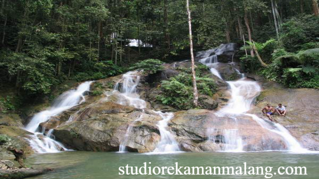 Air Terjun Kancing: Keindahan Alam Tersembunyi di Selangor